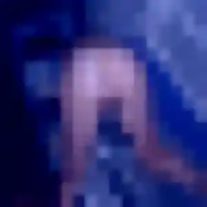 Flora (28 ans) à Acq propose une rencontre ce soir