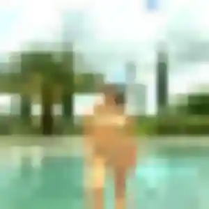 Charline de Agnin, 34 ans - plan cul discret