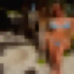 Elena, 25 ans, en ligne à Albestroff pour une rencontre coquine
