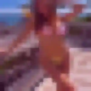Veronique, fille de 29 ans cherche plan cul à Alleins
