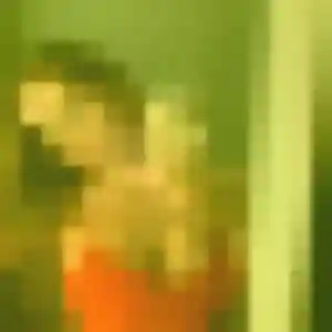 Nour, 22 ans, connectée à Allennes-les-Marais pour un plan cul