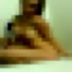Garance, 28 ans, cherche un plan cul à Ambillou