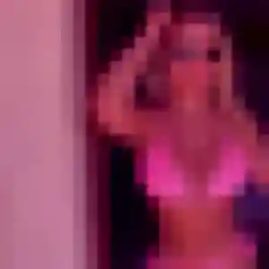 Ursula, fille de 43 ans veut plan cul à Arc-sur-Tille