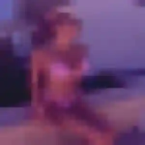 Corinne, 26 ans, disponible à Asprières pour une rencontre coquine