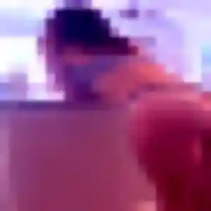 Contacte Sabrina, 30 ans à Aubenton en privé