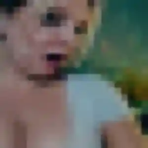 Colombe, 41 ans, en ligne à Aubigny-sur-Nère pour une rencontre coquine