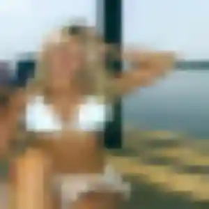 Bernadette, 25 ans, disponible à Audruicq pour une rencontre coquine