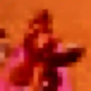 Charmante Flora, 36 ans à Aulnay-sur-Iton - voir sa photo