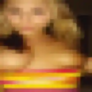 Découvre Alexandra, 25 ans à Aulnay en privé