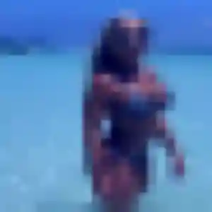 Contacte Lise, 22 ans à Bains gratuitement