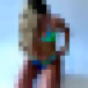 Amelie, 23 ans, cherche un plan cul à Baud