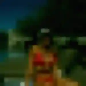 Madeleine, fille de 32 ans propose plan cul à Bavinchove