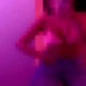 Rejoins Iseult, 32 ans à Bazeilles en privé