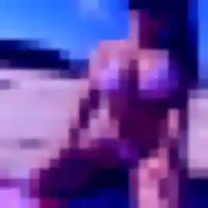 Lucienne, 33 ans, connectée à Beaumont-le-Roger pour une rencontre coquine