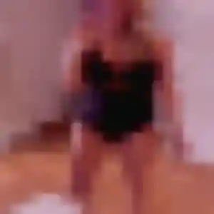 Contacte Edith, 41 ans à Beauquesne en privé