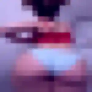 Sarah-Lou, 26 ans, dispo pour plan cul à Berre-les-Alpes