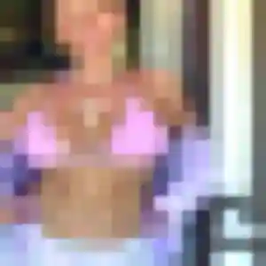 Rejoins Julie-Anne, 33 ans à Beynat en privé
