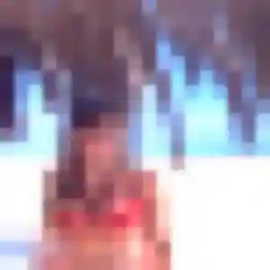 Suzanne (27 ans) à Bignoux propose une rencontre aujourd'hui