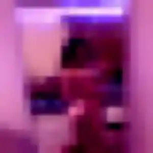 Jade, fille de 25 ans propose plan cul à Bining
