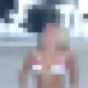 Sexy Ursula, 30 ans à Biville-la-Baignarde - voir sa photo