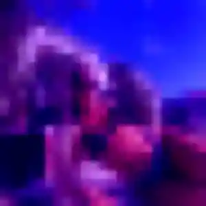Julie, femme de 29 ans propose plan cul à Blond