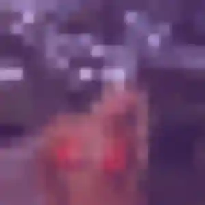 Capucine, 31 ans, en ligne à Bois-le-Roi pour une rencontre coquine