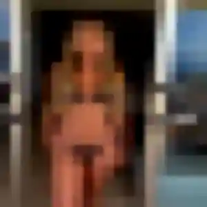 Rencontre Zelie, 31 ans à Boisset-lès-Montrond en t'inscrivant