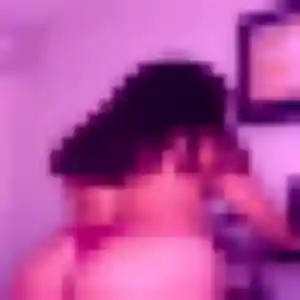 Photo privée de Constance, 27 ans à Bonnieux - plan discret