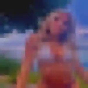 Maeva, 35 ans, en ligne à Bouchamps-lès-Craon pour une rencontre coquine