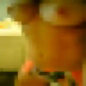 Rejoins Elena, 33 ans à Boult gratuitement