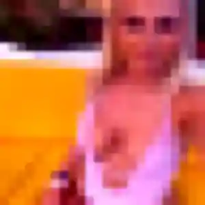 Anne (26 ans) à Bouranton propose une rencontre ce soir