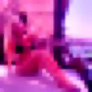 Lise, 35 ans, connectée à Bourg-Saint-Bernard pour une rencontre coquine