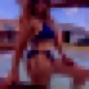 Photo de Lucie à Bourgon (29 ans) - plan cul anonyme