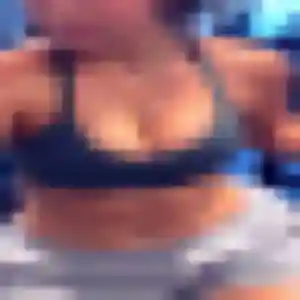 Fernande, 32 ans, connectée à Bréauté pour une rencontre coquine