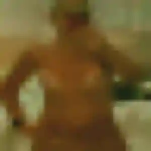 Martine, fille de 35 ans cherche plan cul à Brigueuil