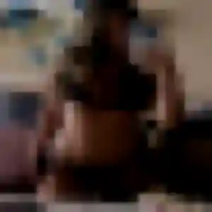 Photo de Flore à Brillon (25 ans) - plan cul discret