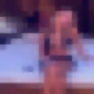 Lea, 26 ans, disponible à Bullion pour une rencontre coquine