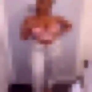 Jade (35 ans) à Buros cherche un plan cul rapidement