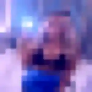 Photo de Louane à Buxeuil (41 ans) - plan cul discret