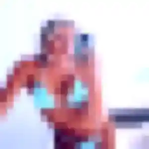 Zina, 30 ans, connectée à Cadillac-sur-Garonne pour une rencontre coquine