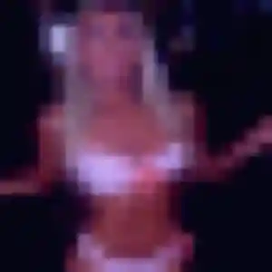 Emilie, 34 ans, connectée à Cannes pour une rencontre coquine