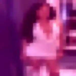 Sexy Marie-Laure, 29 ans à Carnac - voir sa photo