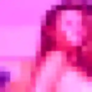 Oriane, 27 ans, en ligne à Carsan pour une rencontre coquine