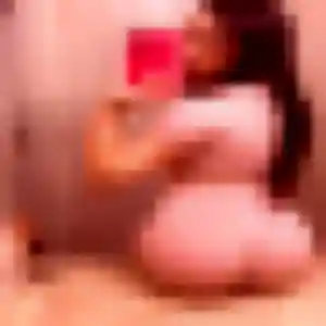 Rejoins Emilie, 25 ans à Cenon gratuitement