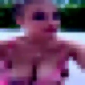 Lucie, 23 ans, connectée à Chamblet pour une rencontre coquine
