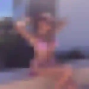 Manon, 27 ans, en ligne à Champenoux pour un plan cul