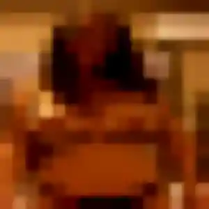 Photo de Lisa à Changé (44 ans) - plan cul gratuit