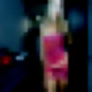 Romane, femme de 22 ans propose plan cul à Chappes
