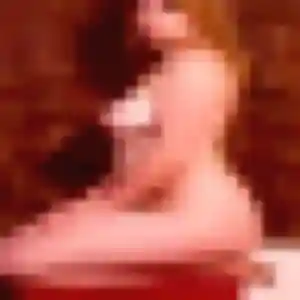 Charmante Myriam, 37 ans à Charbonnières-les-Varennes - voir sa photo