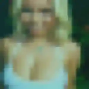 Renee de Charbonnières-les-Varennes, 22 ans - plan cul sans lendemain